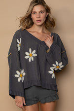 Load image into Gallery viewer, Relaxed fit Floral chenille sweater
