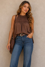 Load image into Gallery viewer, Sleeveless Mock Neck Bkouse
