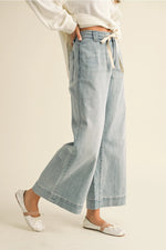 Load image into Gallery viewer, Relaxed Tie Jeans
