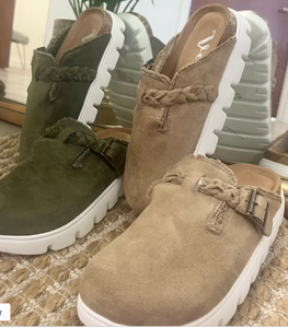 The Cali Braided Mule