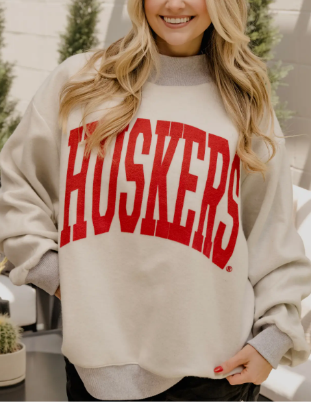 HUSKERS Reversible Mock Neck sweatshirt