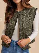Load image into Gallery viewer, Ditsy Quilt Vest
