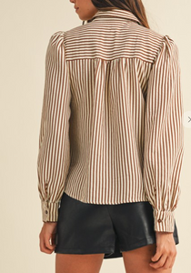 Stripe Scallop Puff Sleeve Blouse