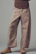 Load image into Gallery viewer, Leopard Print Barrel Jeans
