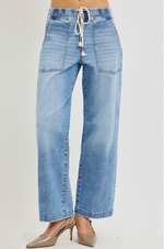 Load image into Gallery viewer, Slouchy Patch Pocket Jeans
