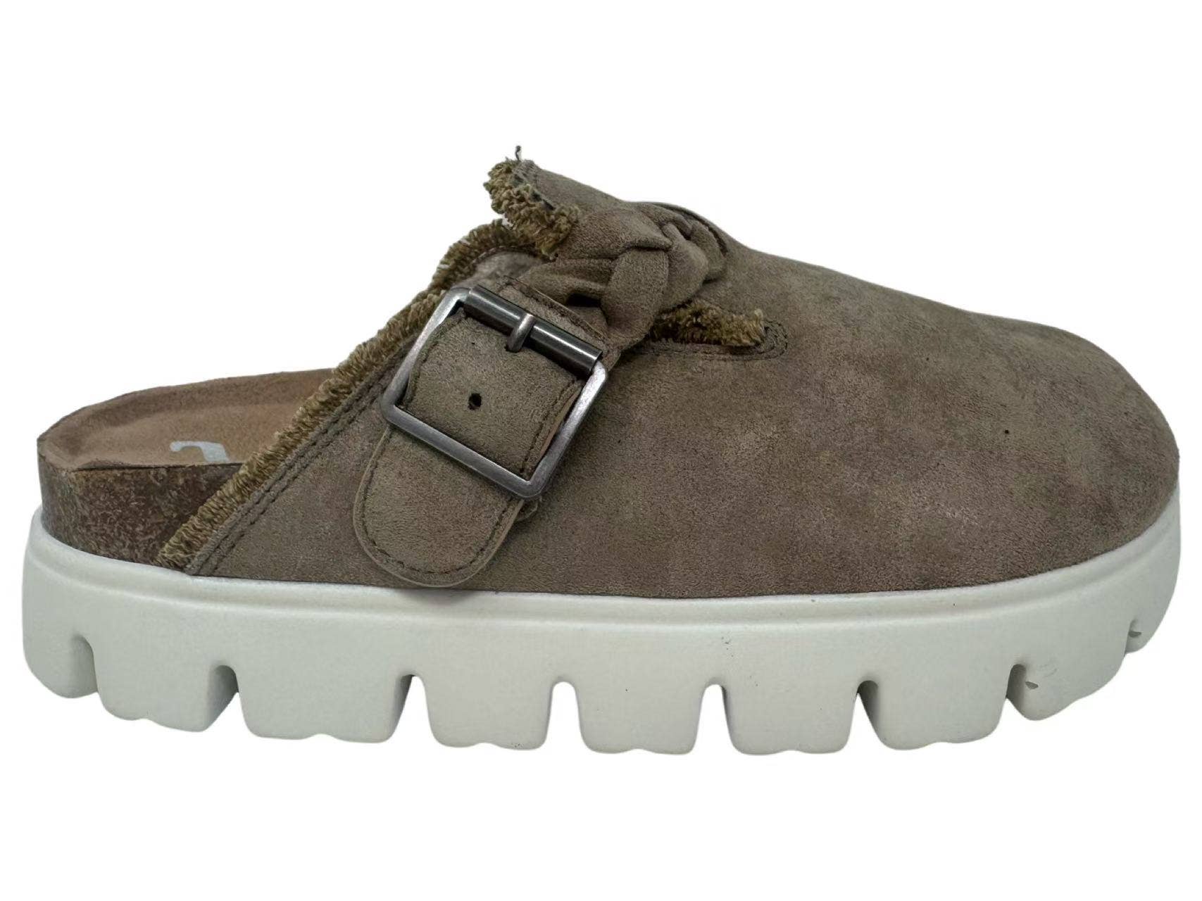 Cali Very G's Women Slip on Fun Platform Mule VGFL0090: Olive / 10