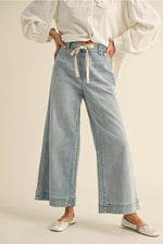 Load image into Gallery viewer, Relaxed Tie Jeans
