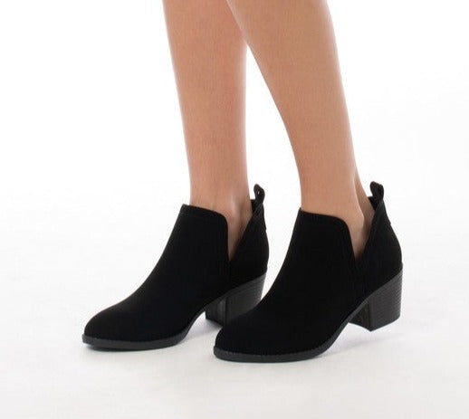 Basic low side booties 6 Basic low side booties 6