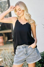 Load image into Gallery viewer, Scalloped Cami-Black
